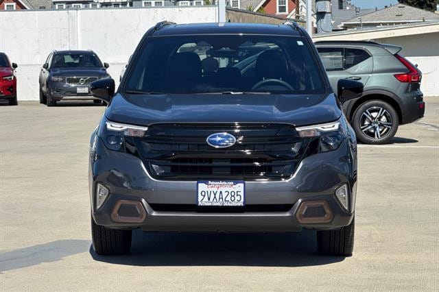 2025 Subaru Forester Sport photo 3