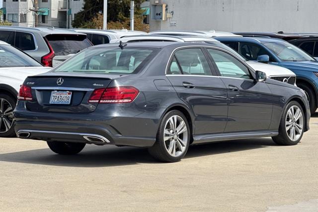 2014 Mercedes-Benz E 350 E 350 Sport 4matic photo 2