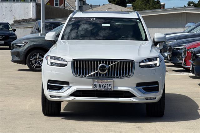 2024 Volvo XC90 B5 Plus Bright Theme photo 3