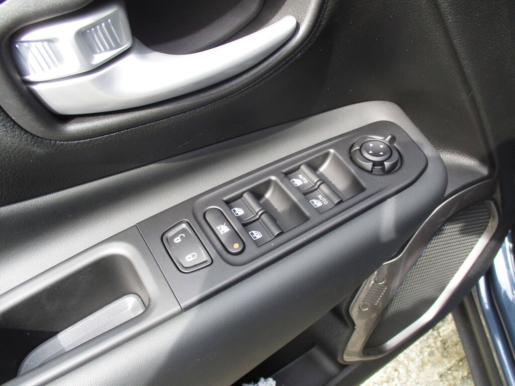 Used 2023 Jeep Renegade Latitude For Sale Putnam CT