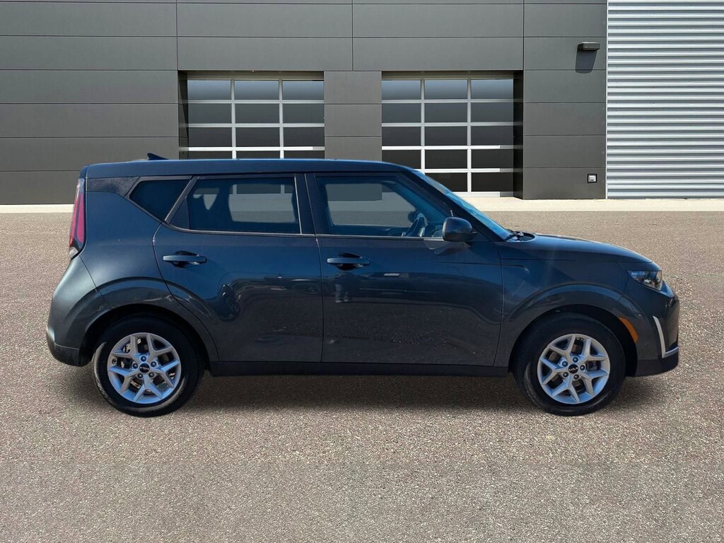 Used 2024 Kia Soul LX Hatchback