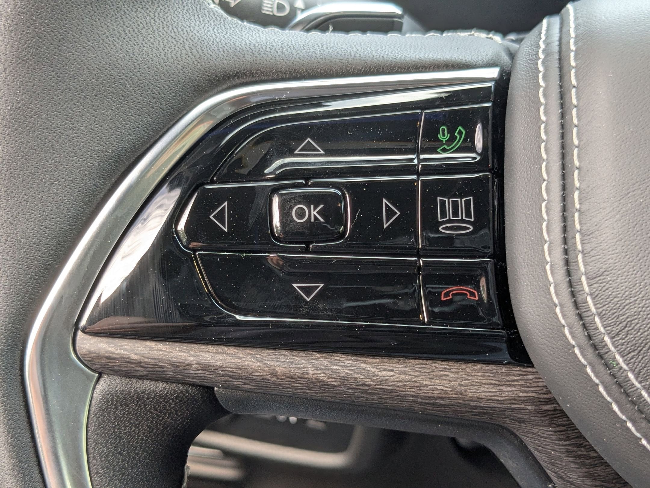 2025 Jeep Grand Cherokee L Overland - Photo 16