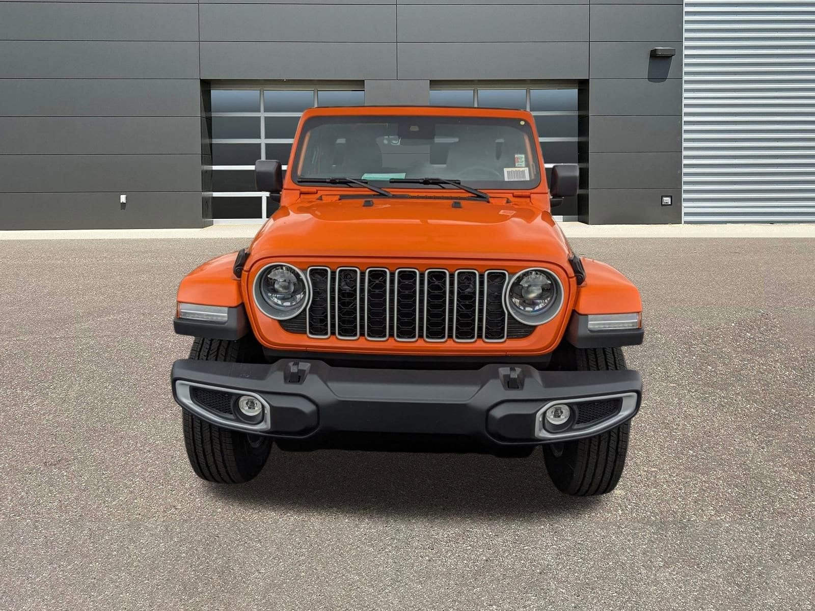 2025 Jeep Wrangler 4-Door Sahara - Photo 8