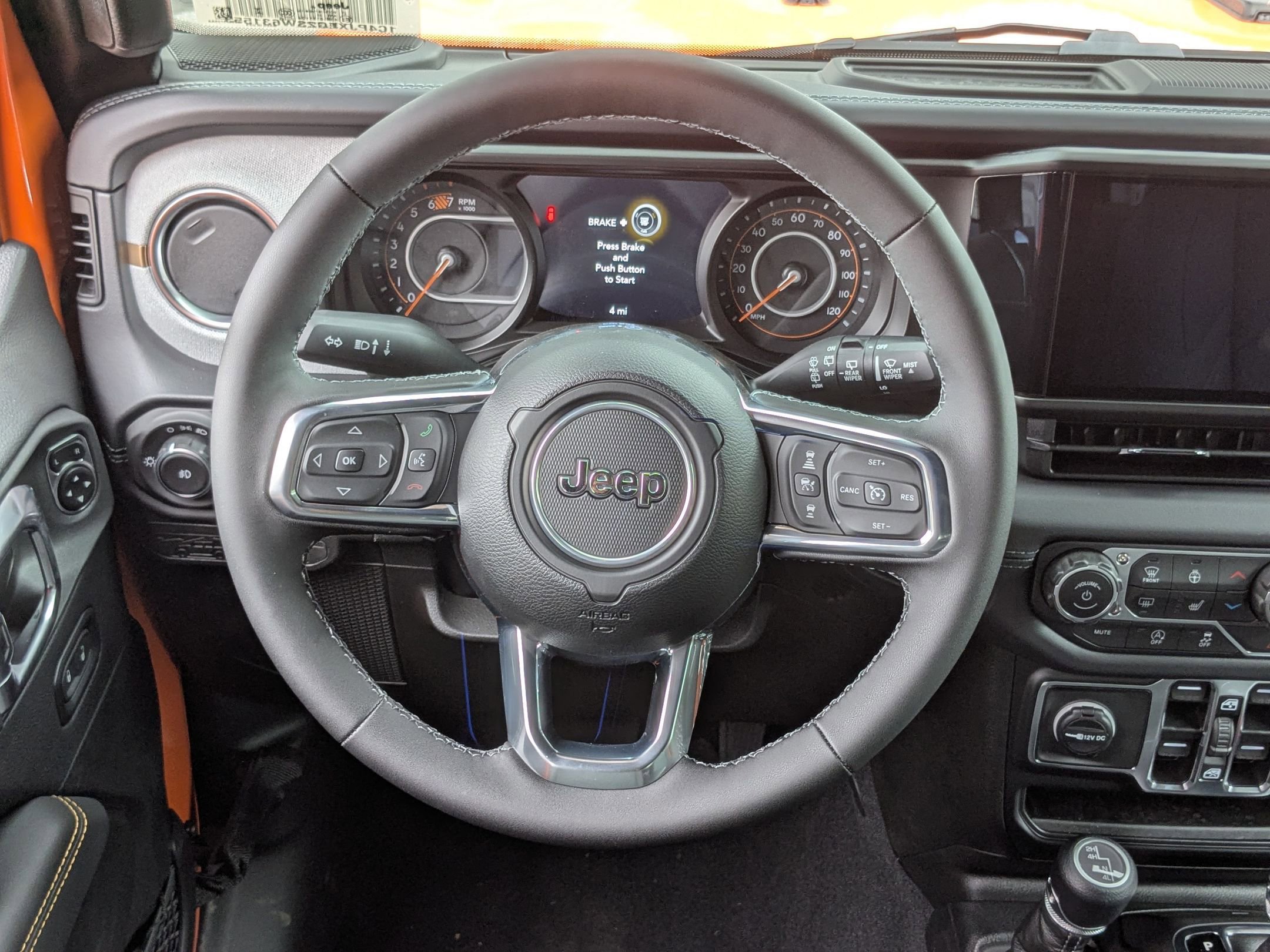2025 Jeep Wrangler 4-Door Sahara - Photo 15