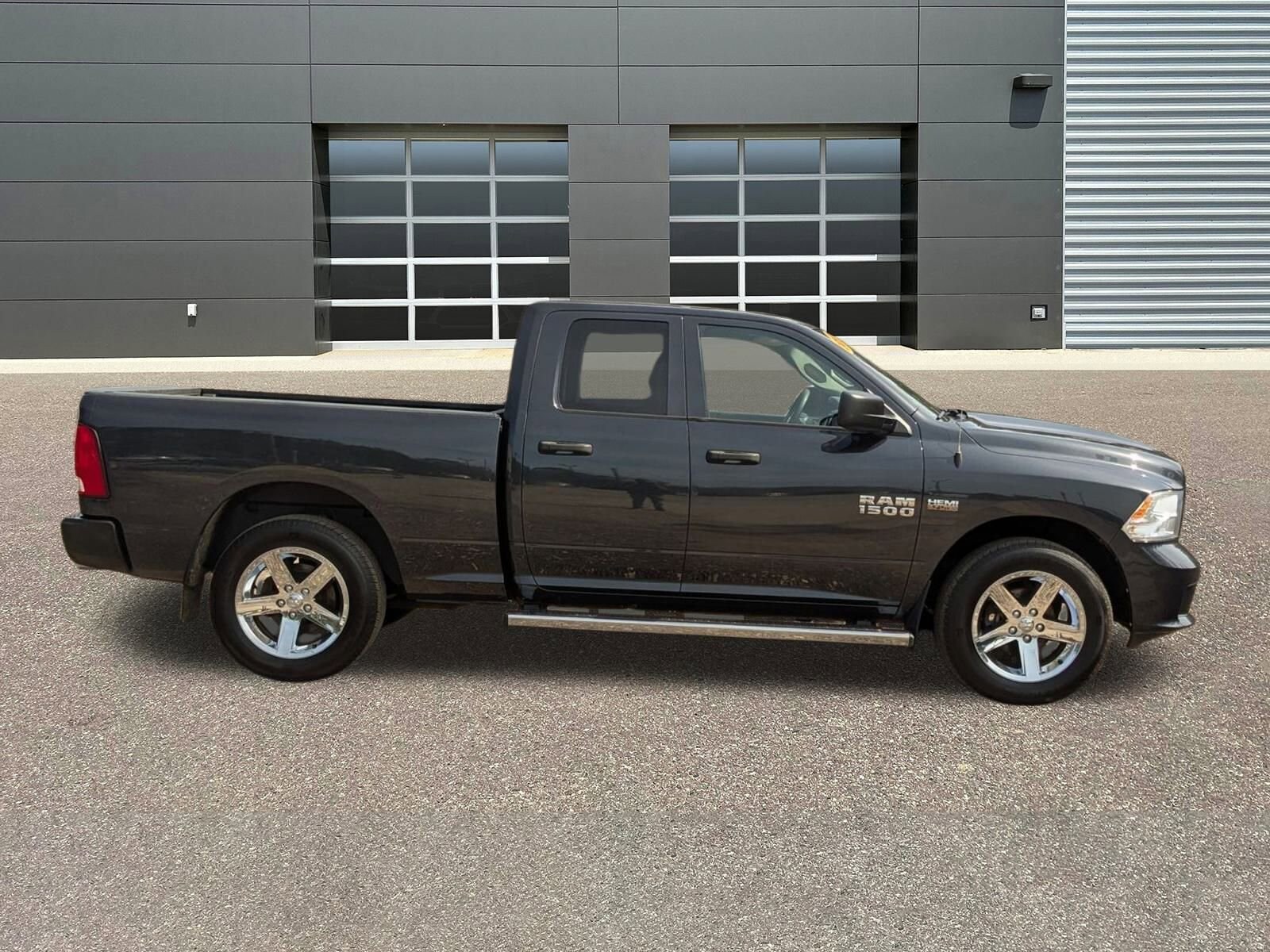 2017 Ram 1500 Express photo 2