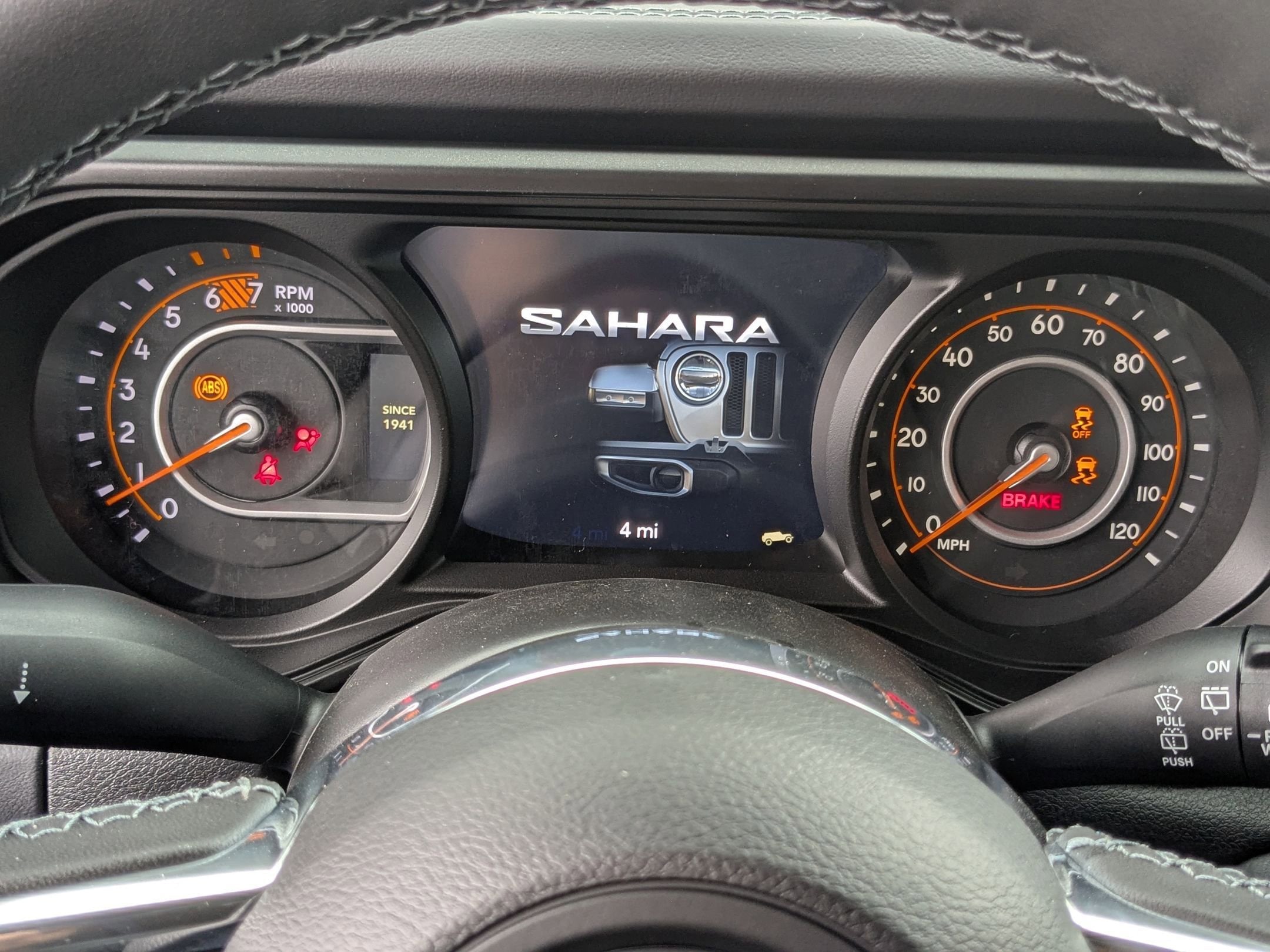 2025 Jeep Wrangler 4-Door Sahara - Photo 18
