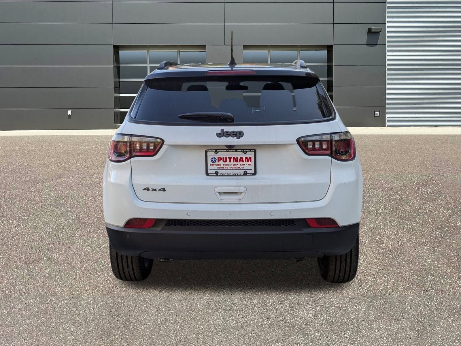 2026 Jeep Compass Limited Altitude photo 3