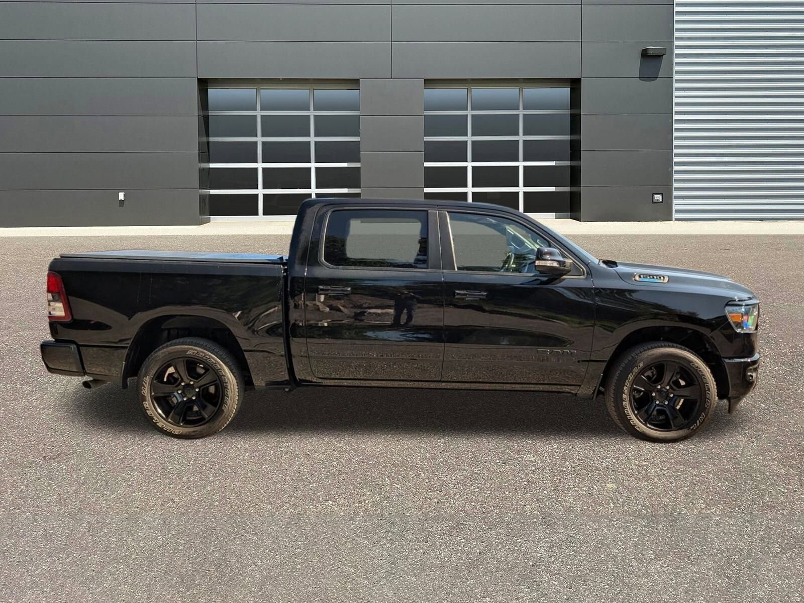 2022 Ram 1500 Big Horn Lone Star photo 2