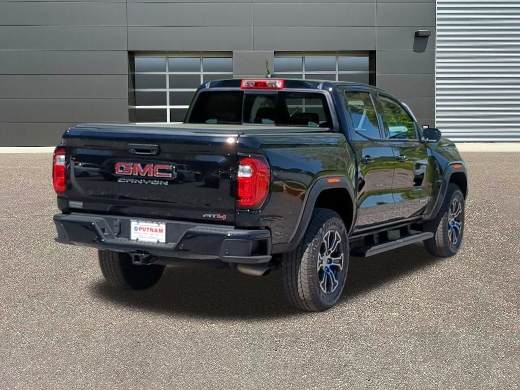 Used 2025 GMC Canyon 4WD AT4 Truck