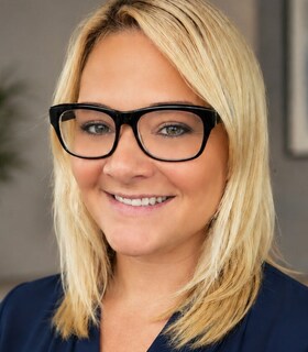Staff member Carissa Lamoureux from ID_74b8ef
