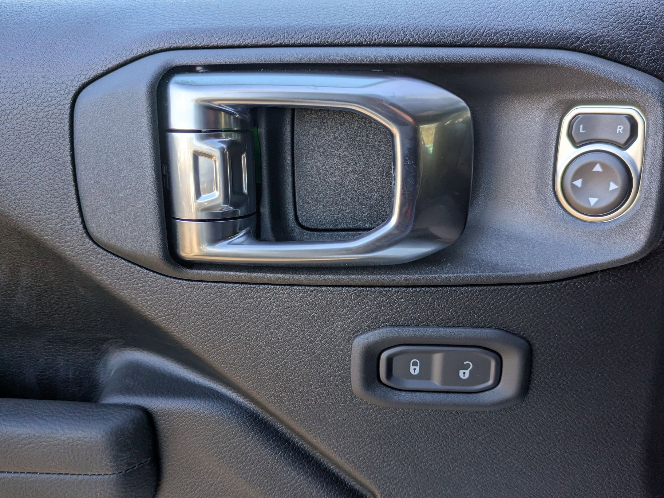 2026 Jeep Wrangler 2-Door Sport S - Photo 10