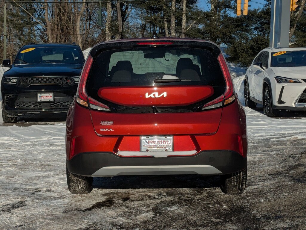 Used 2023 Kia Soul LX Hatchback