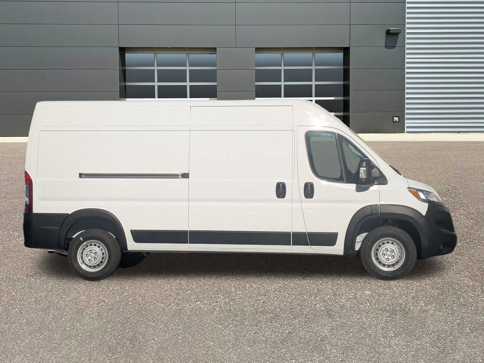 2025 Ram ProMaster 2500 Cargo Van photo 2
