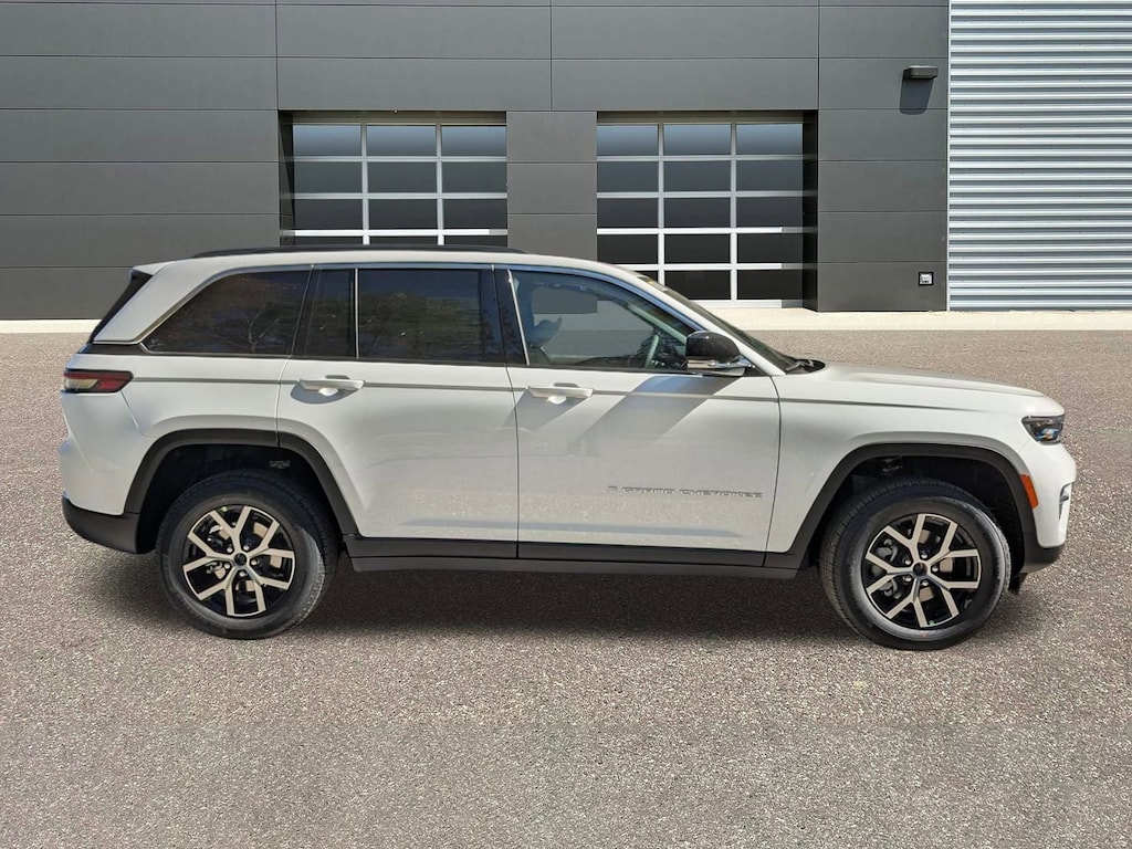 New 2025 Jeep Grand Cherokee Limited Sport Utility