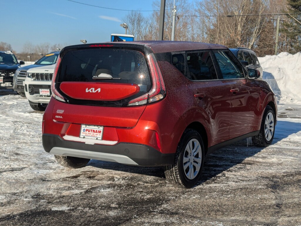 Used 2023 Kia Soul LX Hatchback