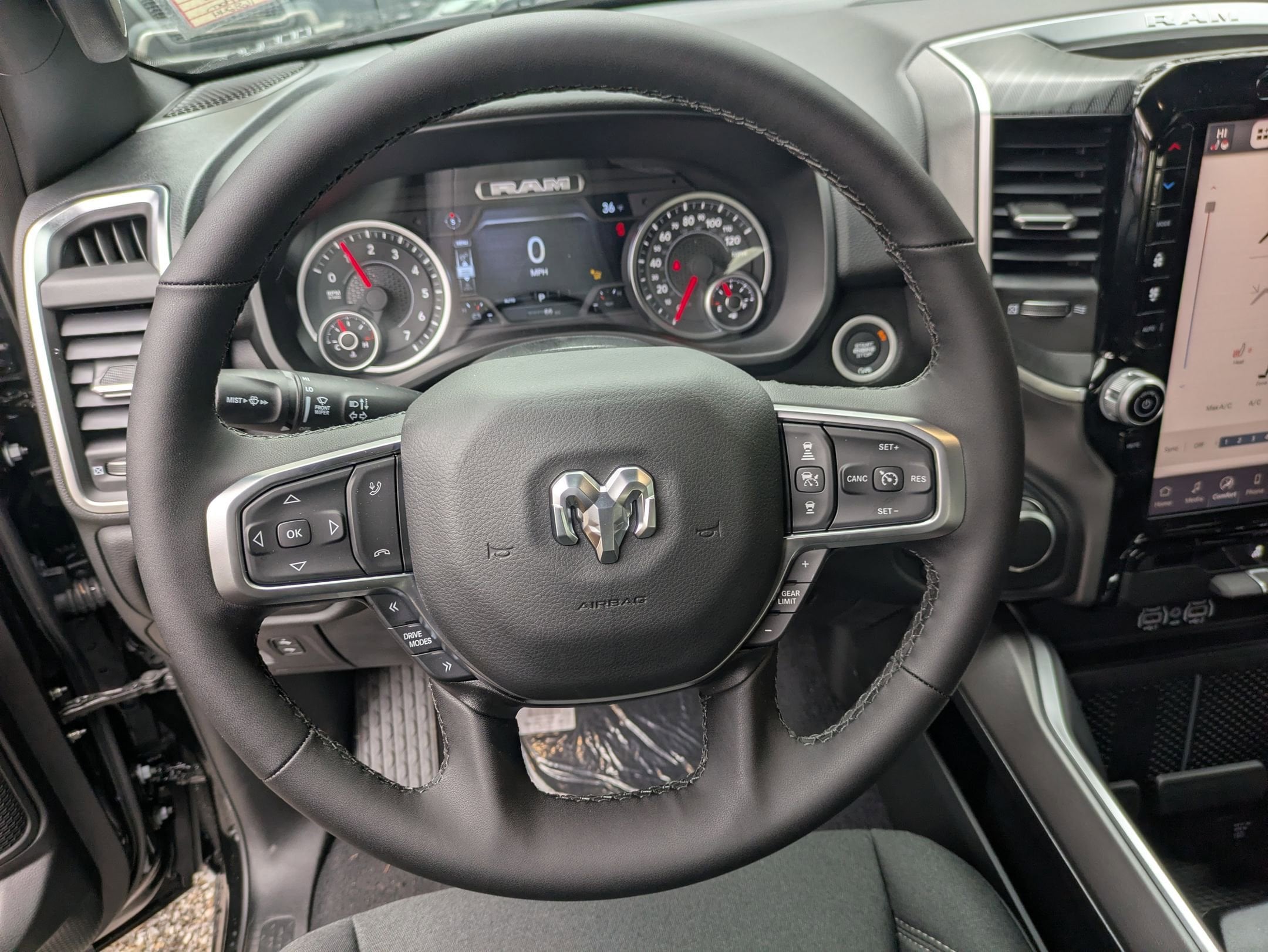 2026 RAM 1500 Big Horn/Lone Star - Photo 17