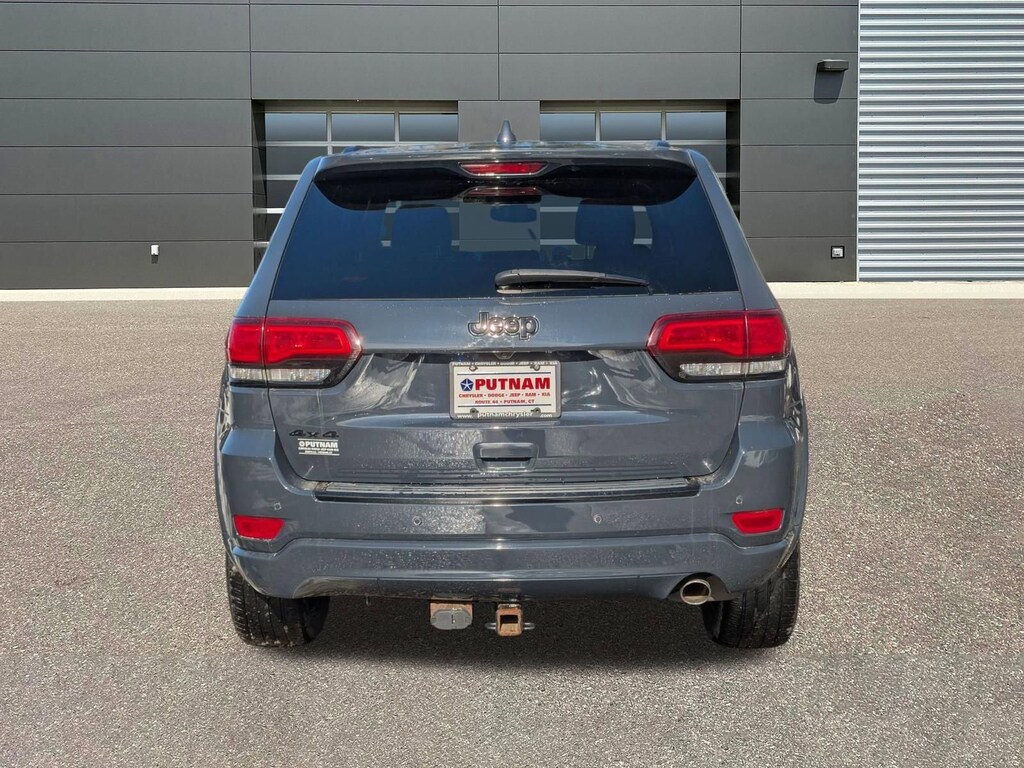 Certified 2017 Jeep Grand Cherokee Altitude SUV