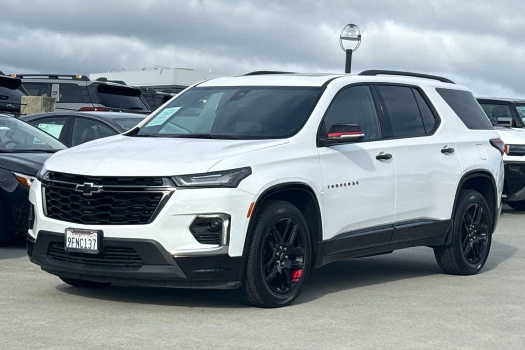 2023 Chevrolet Traverse Premier photo 6