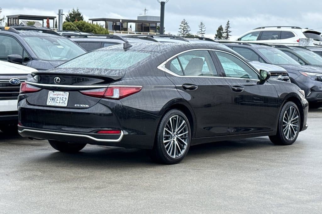 2024 LEXUS ES 300h ES 300h photo 2