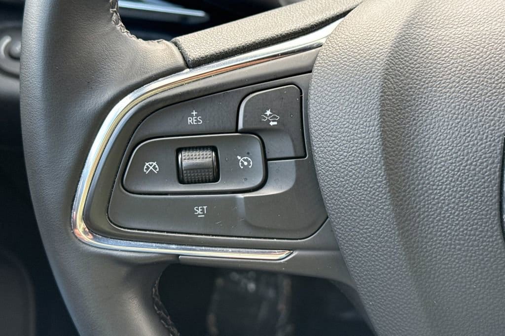 2025 Buick Envista Sport Touring - Photo 29