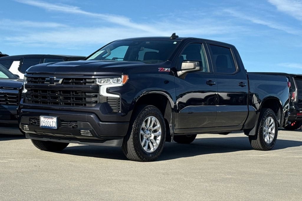 2023 Chevrolet Silverado 1500 RST photo 6