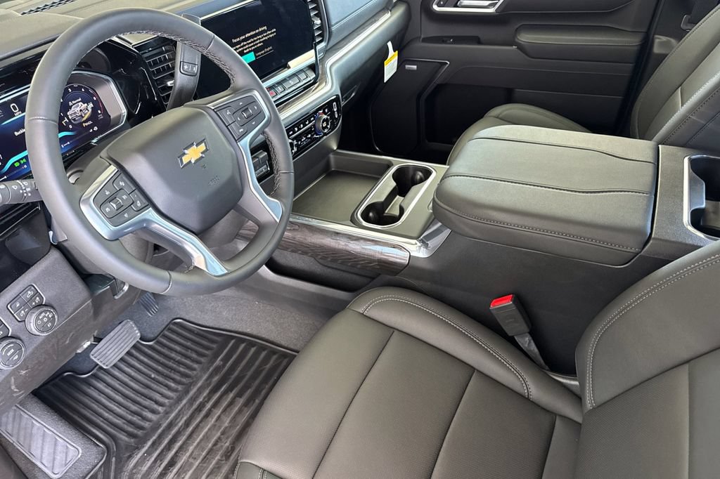 2026 Chevrolet Silverado 2500 HD LTZ - Photo 9