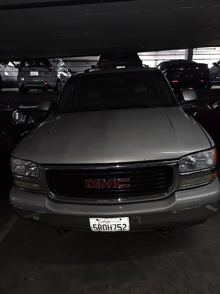 2005 GMC Yukon SLE's photo