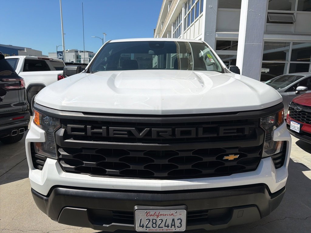 2022 Chevrolet Silverado 1500 photo 2