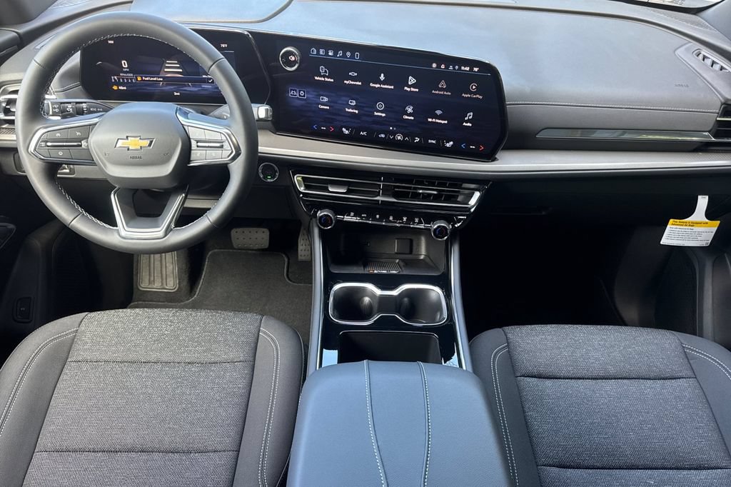 2027 Chevrolet Traverse LT - Photo 12