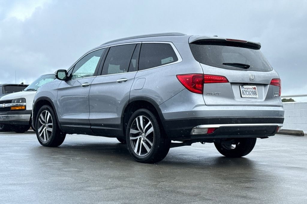 2018 Honda Pilot Touring photo 4