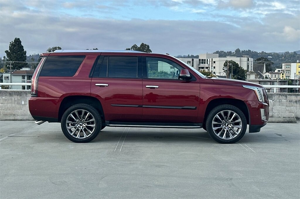 Used 2020 CADILLAC Escalade Luxury SUV