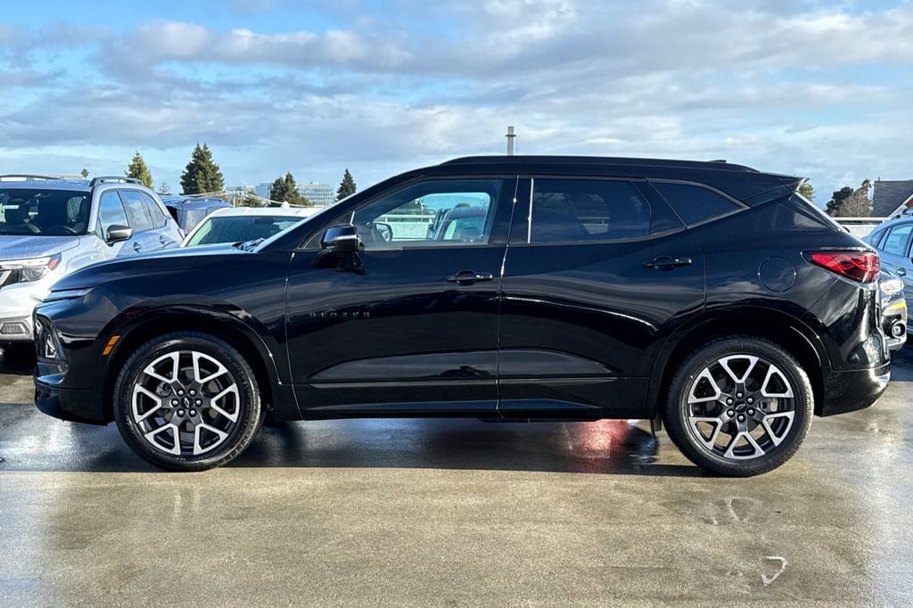2025 Chevrolet Blazer RS photo 5
