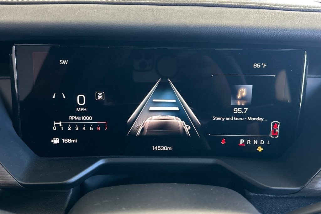 2025 GMC Acadia Denali - Photo 33