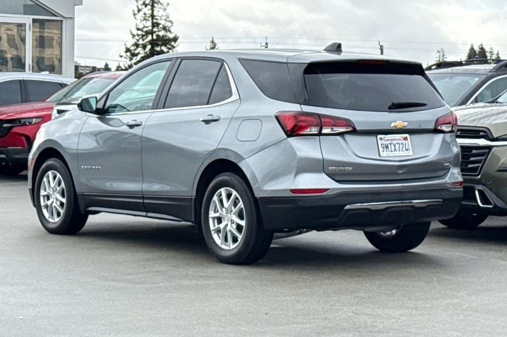 2024 Chevrolet Equinox LT photo 4