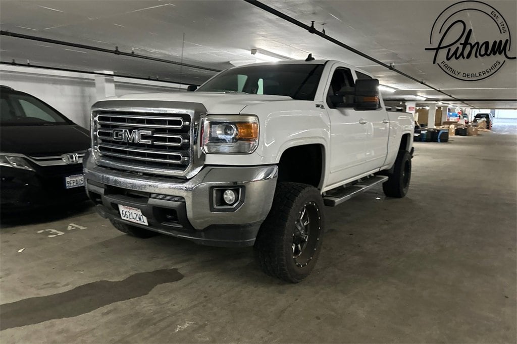 2015 GMC Sierra 2500HD SLE's photo