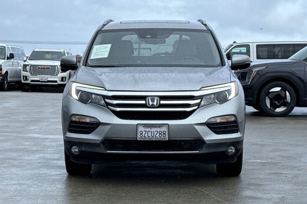 2018 Honda Pilot Touring photo 3