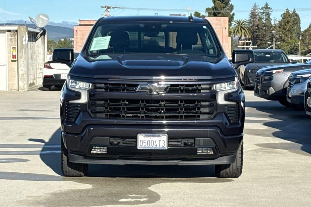2023 Chevrolet Silverado 1500 RST photo 3