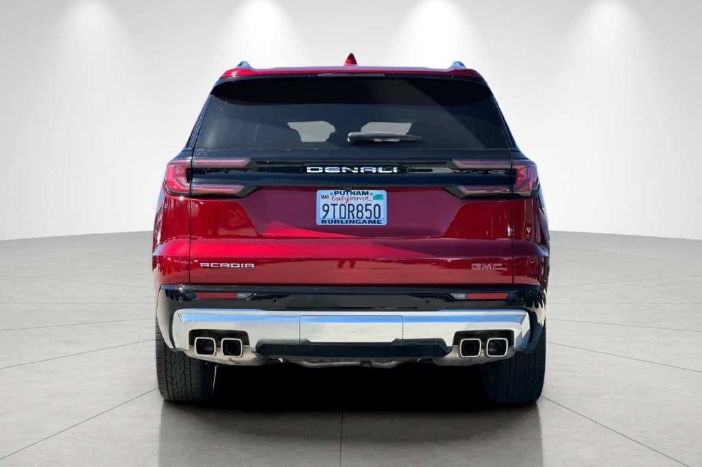 2025 GMC Acadia Denali - Photo 3
