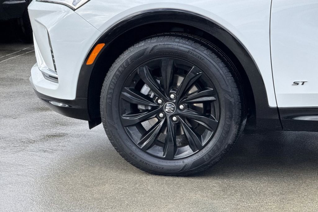 2025 Buick Envista Sport Touring - Photo 33
