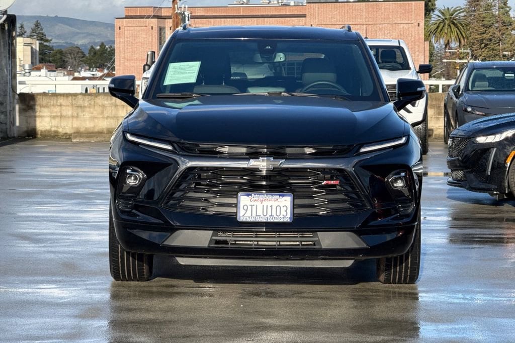 2025 Chevrolet Blazer RS photo 3