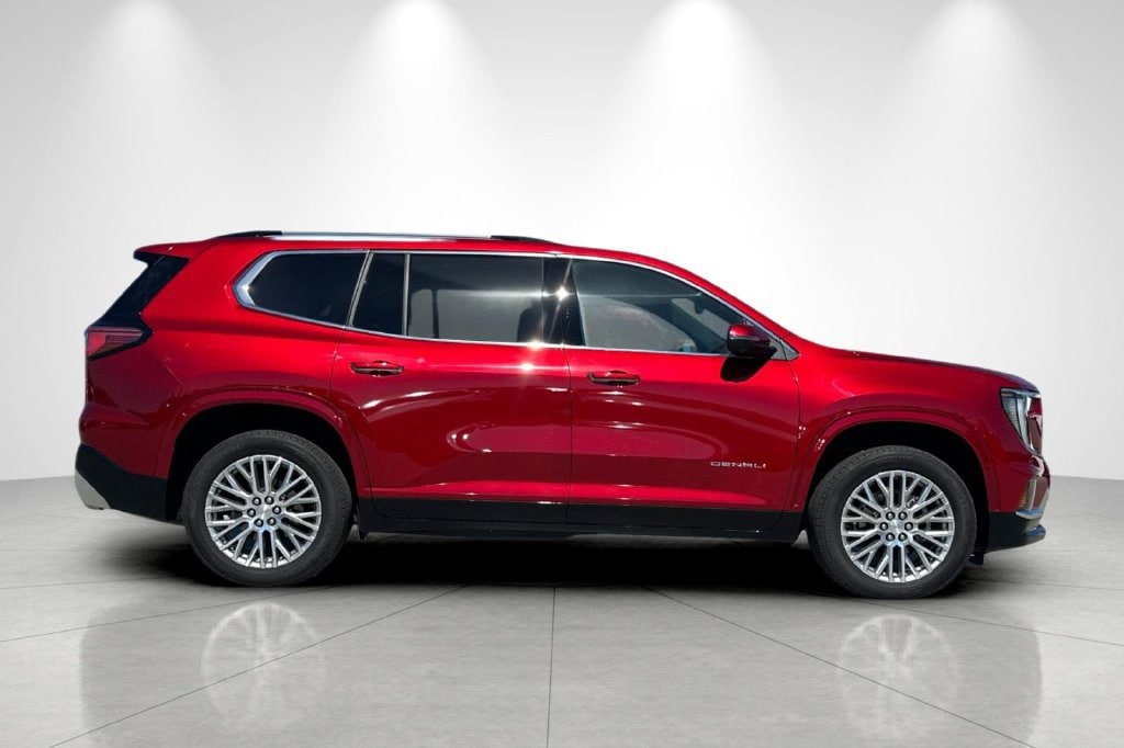 2025 GMC Acadia Denali - Photo 2