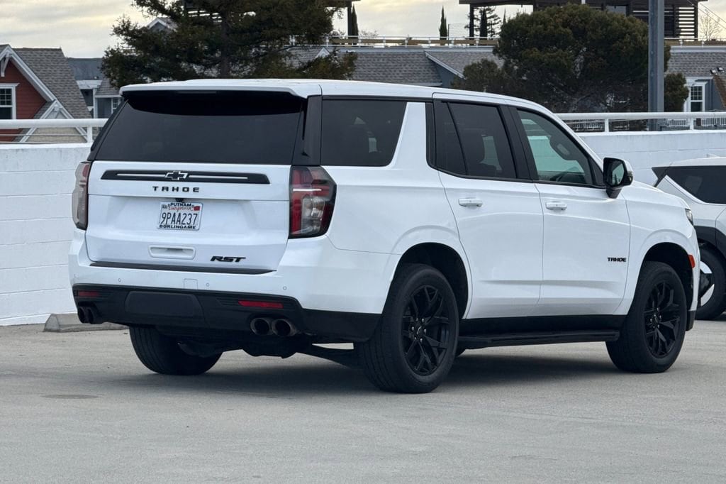 2024 Chevrolet Tahoe RST photo 2