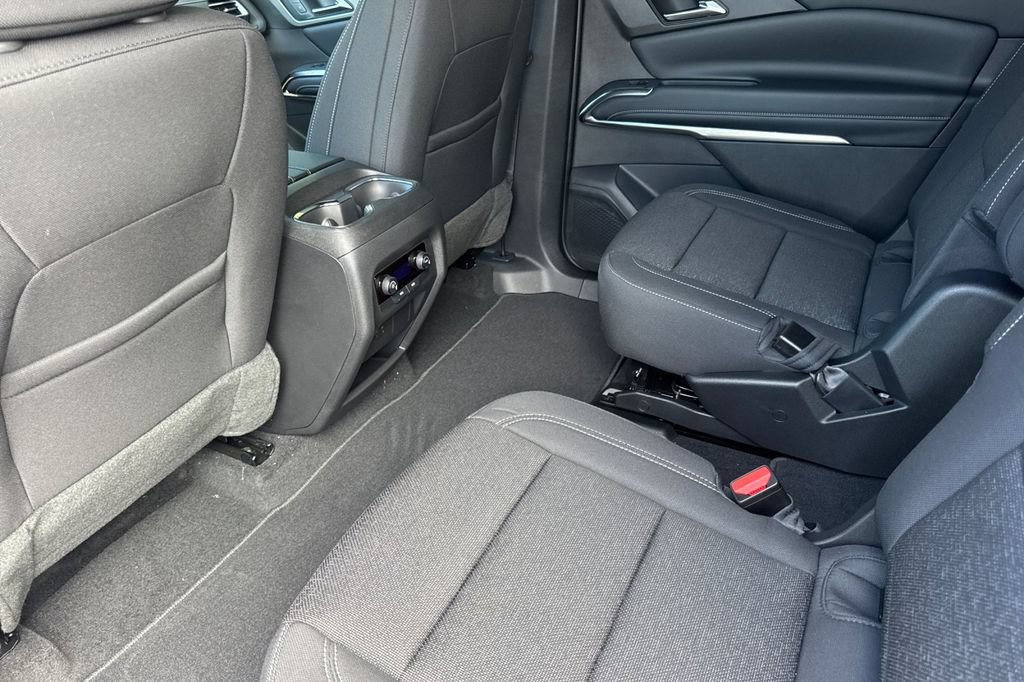 2027 Chevrolet Traverse LT - Photo 11
