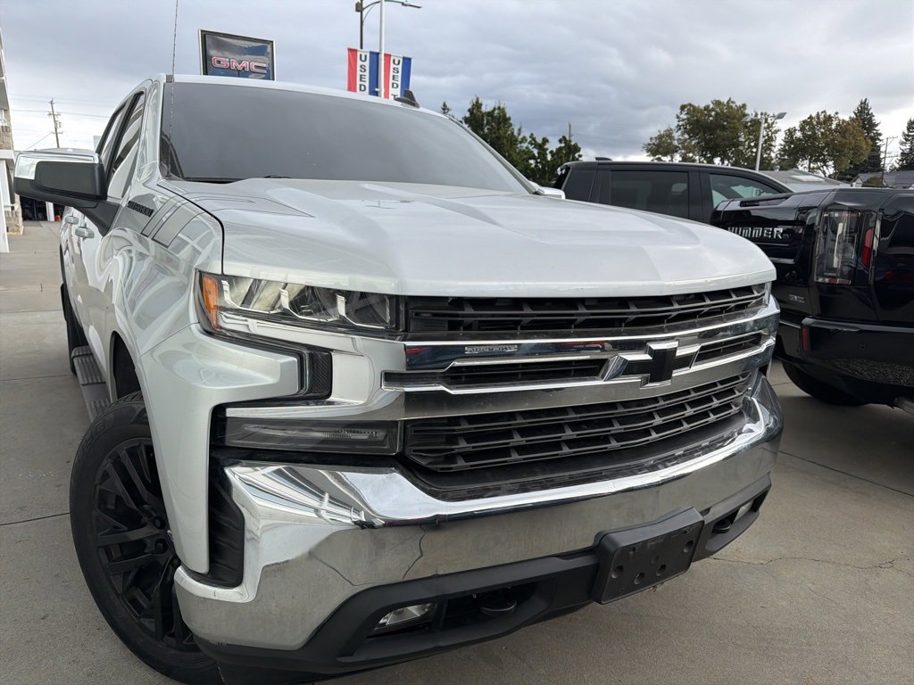 2019 Chevrolet Silverado 1500 LT photo 3