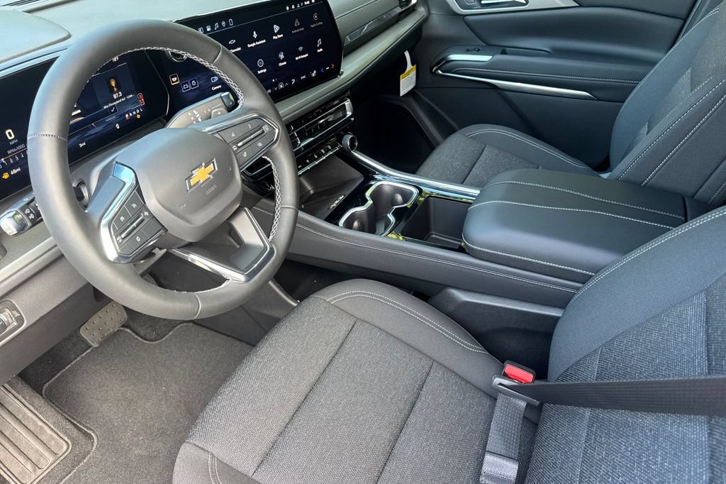 2027 Chevrolet Traverse LT - Photo 9
