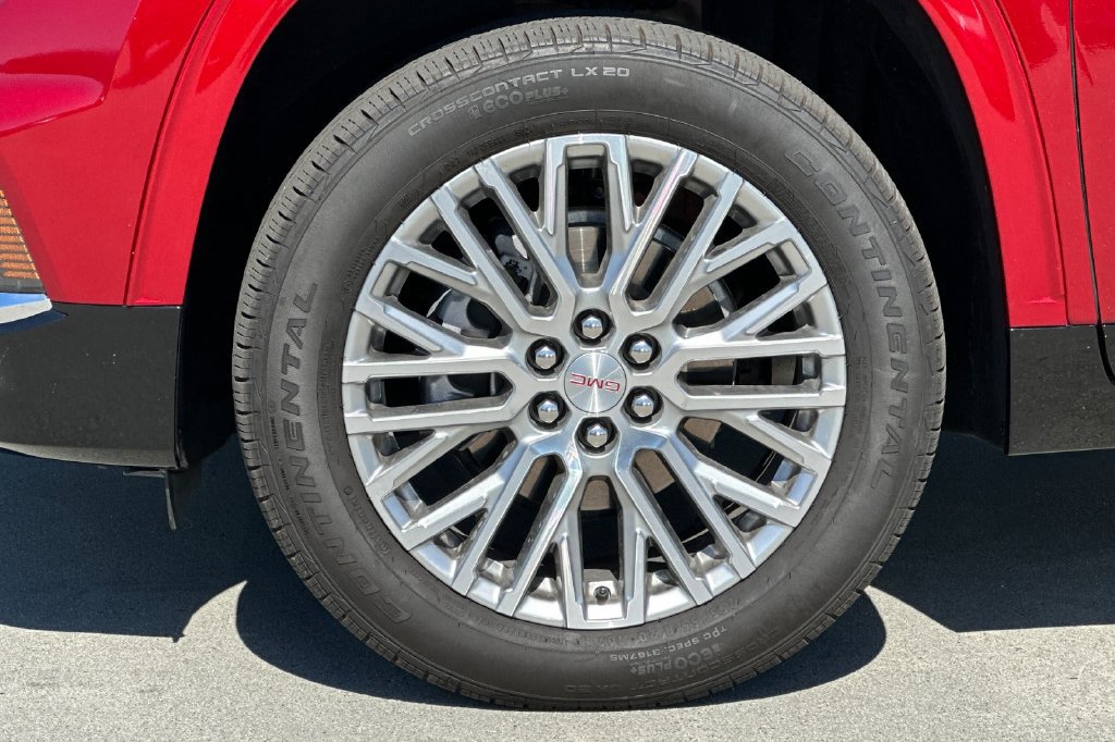 2025 GMC Acadia Denali - Photo 36