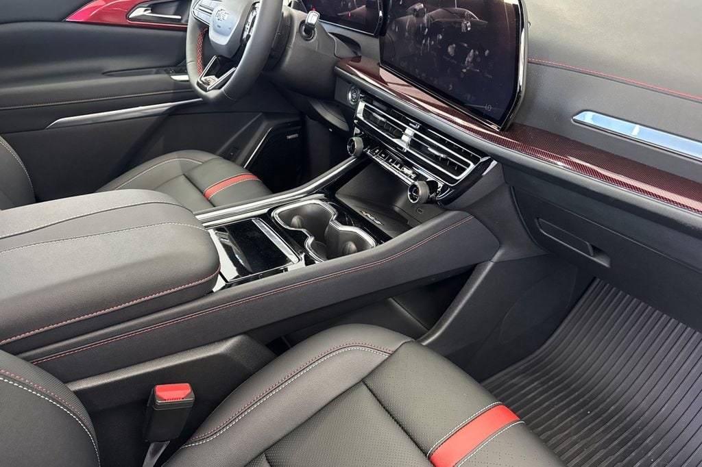 2026 Chevrolet Traverse RS - Photo 16