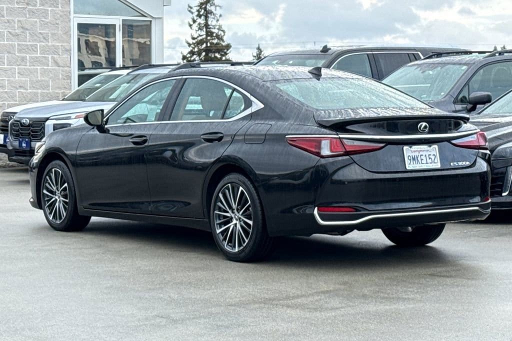 2024 LEXUS ES 300h ES 300h photo 4