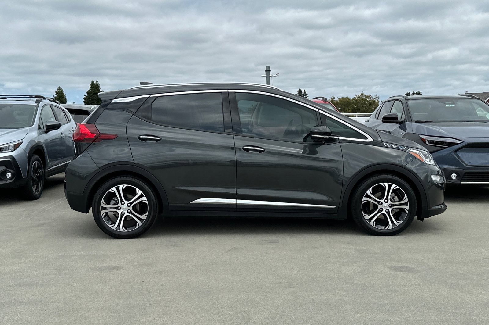 Used 2020 Chevrolet Bolt EV Premier with VIN 1G1FX6S04L4104681 for sale in Burlingame, CA