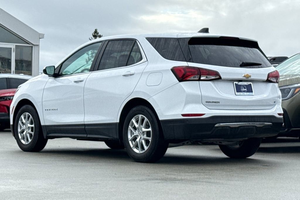 2024 Chevrolet Equinox LT photo 4